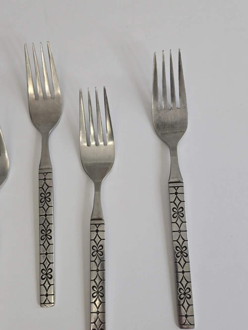 Vintage MCM Oneida Northland Stainless Set Of 7 Impulse Dinner Forks 7.5